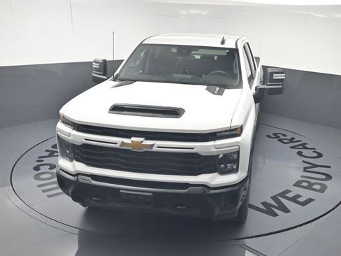 Used 2024 Chevrolet Silverado 2500 Custom w/ Custom Convenience Package AWD/4WD image 21
