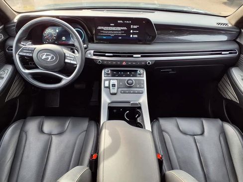 Used 2023 Hyundai Palisade Calligraphy image 12
