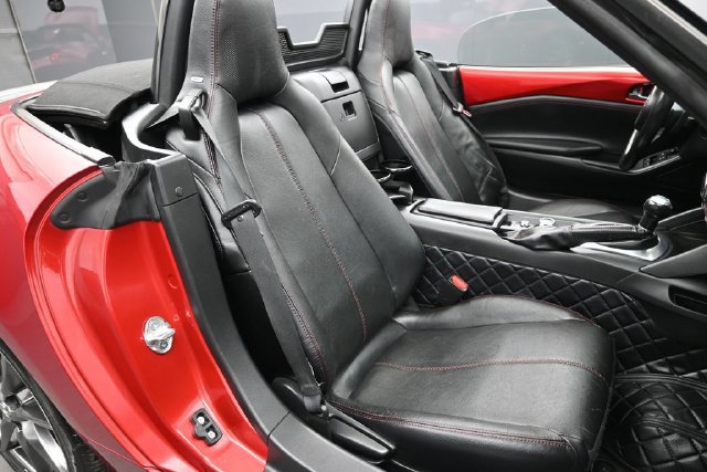 Used 2016 MAZDA MX-5 Miata Grand Touring RWD image 12