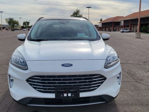 Used 2021 Ford Escape Titanium w/ Titanium Elite Package image 3