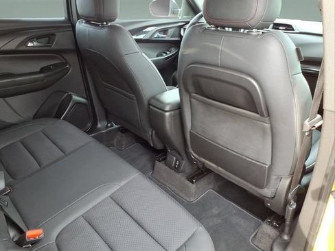 Used 2023 Chevrolet TrailBlazer RS w/ Convenience Package FWD image 17