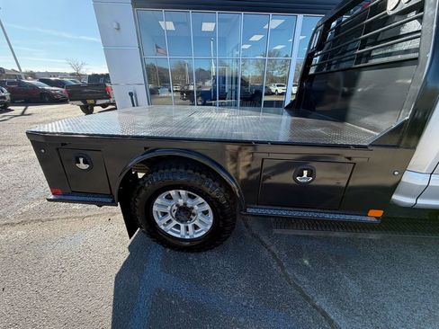 Used 2019 Ford F350 XL w/ STX Appearance Package image 9