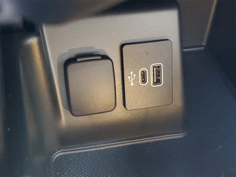 Certified 2025 Ford Explorer ST w/ Sun And Sound Package image 29