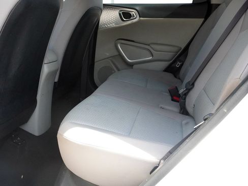 Used 2021 Kia Soul LX FWD image 25