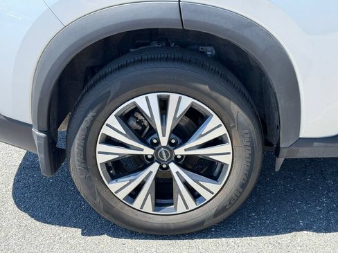 Used 2023 Nissan Rogue SV AWD/4WD image 12