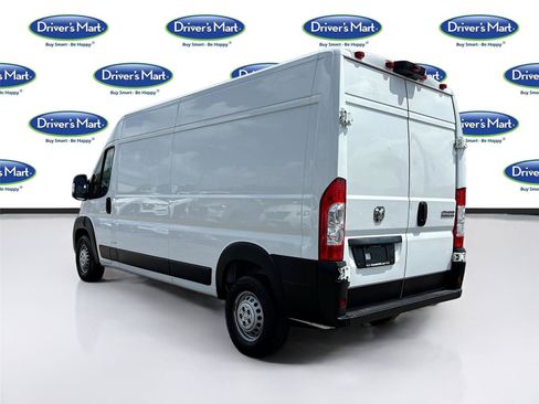 Used 2025 RAM ProMaster 2500 w/ Convenience Group FWD image 5