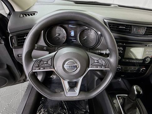 Used 2018 Nissan Rogue Sport S w/ S Appearance Package AWD/4WD image 18