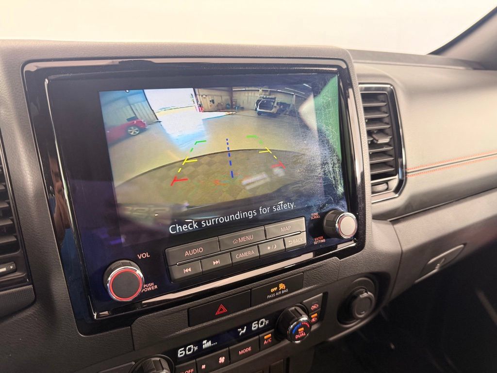 Used 2023 Nissan Frontier PRO-4X w/ Technology Package AWD/4WD image 33