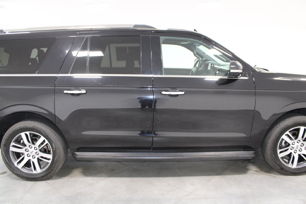 Used 2024 Ford Expedition Max Limited RWD image 11