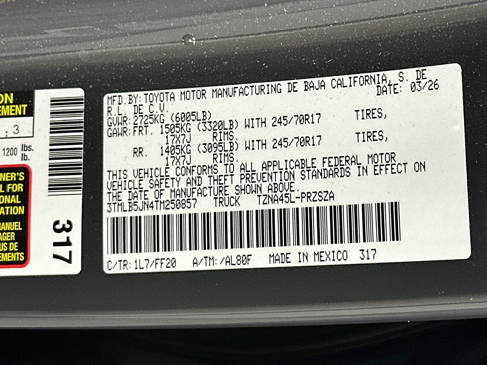 Certified 2026 Toyota Tacoma SR5 w/ SR5 Upgrade Package AWD/4WD image 31