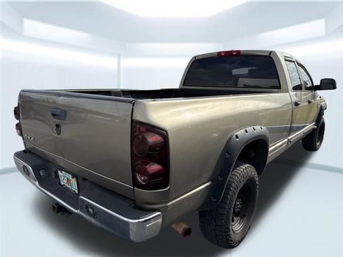 Used 2009 Dodge Ram 2500 Truck SXT image 4