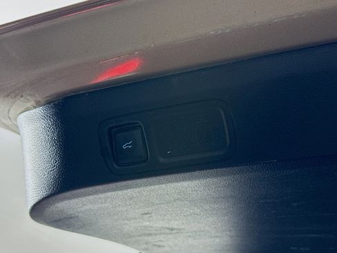 Used 2020 Ford Expedition Max Limited image 31