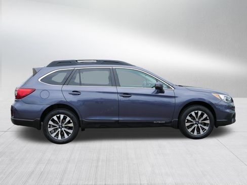 Used 2016 Subaru Outback 3.6R Limited AWD/4WD image 8