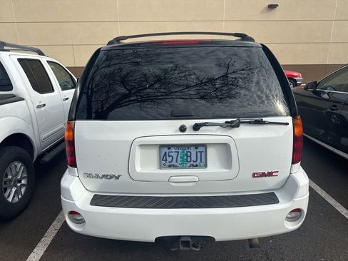 Used 2004 GMC Envoy SLT w/ Preferred Equipment Group image 5