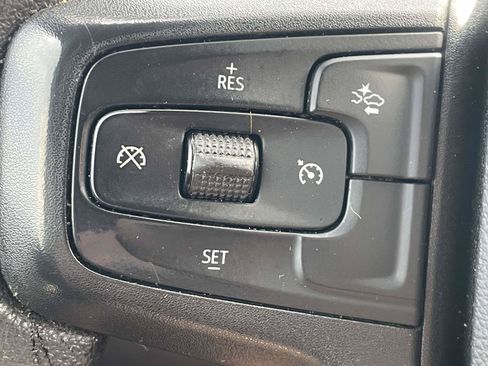 Used 2022 Chevrolet Silverado 1500 Custom RWD image 24