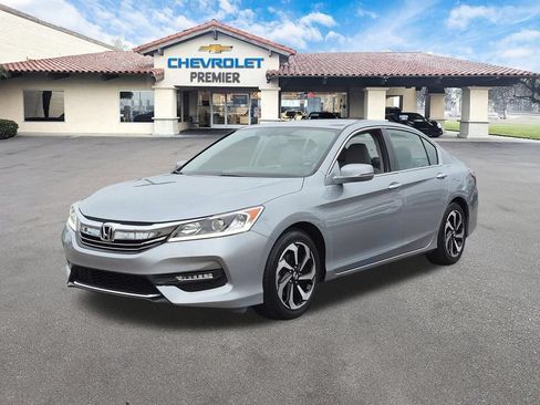 Used 2017 Honda Accord EX-L image 4