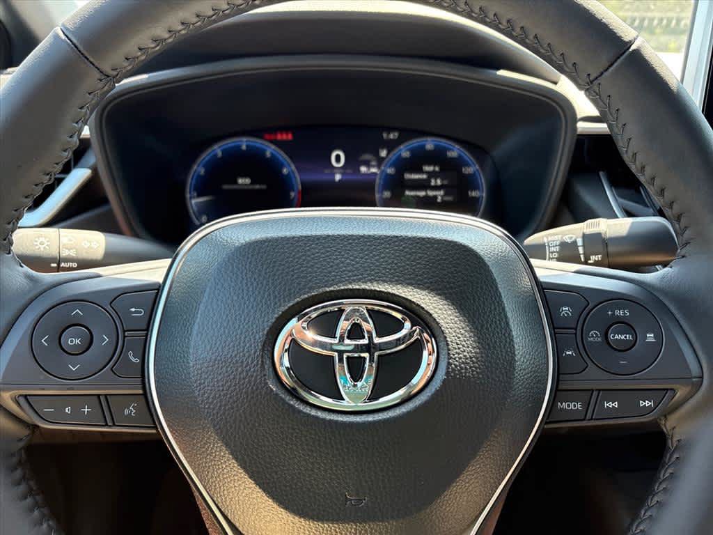 Used 2026 Toyota Corolla SE w/ SE Package FWD image 16