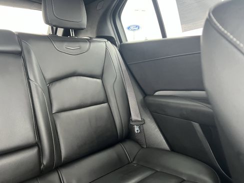 Used 2024 Cadillac XT4 Premium Luxury image 14