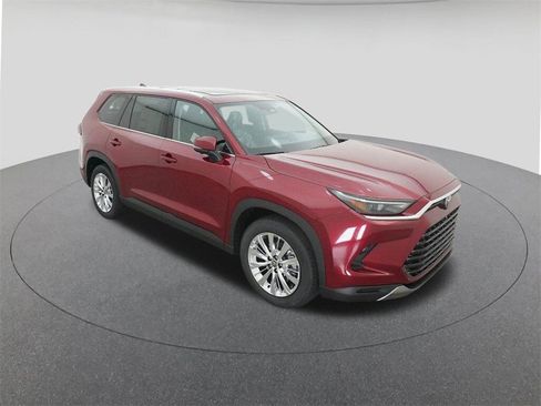 New 2026 Toyota Grand Highlander Platinum image 13