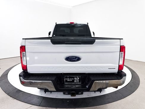 Used 2017 Ford F250 XL w/ Power Equipment Group AWD/4WD image 13