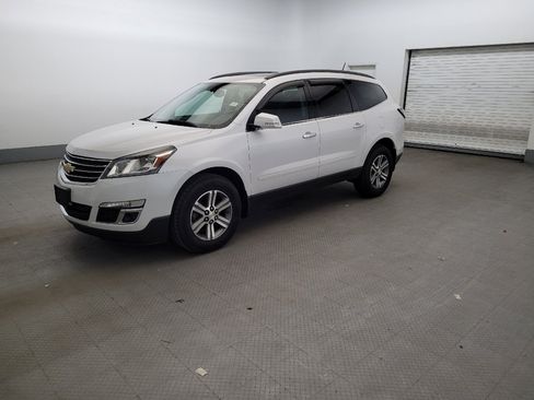 Used 2016 Chevrolet Traverse LT AWD/4WD image 2