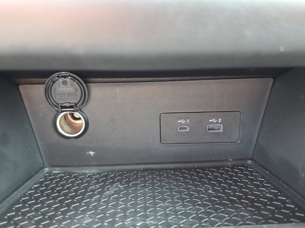 Used 2024 Nissan Pathfinder SV AWD/4WD image 41