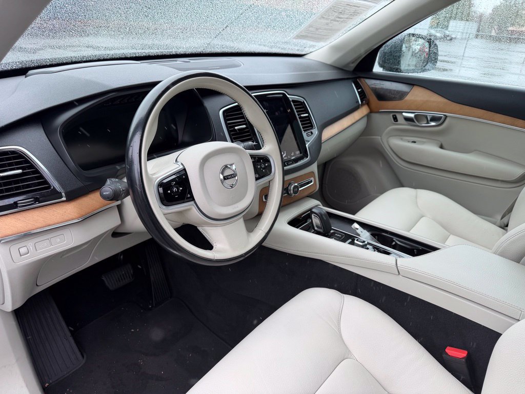 Used 2021 Volvo XC90 T8 Inscription Expression w/ Protection Package Premier AWD/4WD image 16