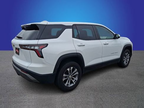 Used 2026 Chevrolet Equinox LT FWD image 5