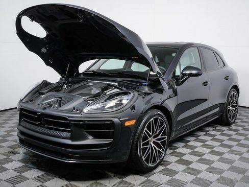 New 2026 Porsche Macan GTS image 33