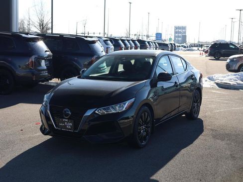 Used 2020 Nissan Sentra S image 3