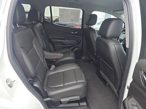 Used 2021 GMC Acadia SLT image 30