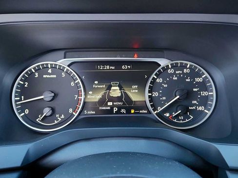 Used 2024 Nissan Pathfinder S FWD image 13