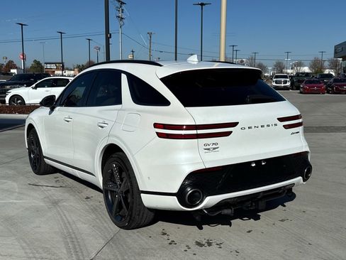 Used 2023 Genesis GV70 3.5T Sport w/ Sport Prestige Package image 25