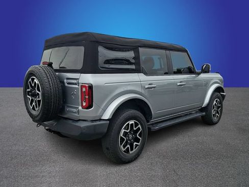 Used 2023 Ford Bronco Outer Banks AWD/4WD image 5