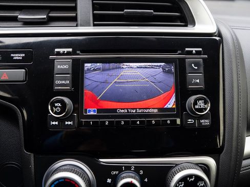 Used 2015 Honda Fit LX image 21