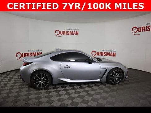 Used 2023 Toyota GR86 w/ ALL Weather Mat Package (TMS) RWD image 8