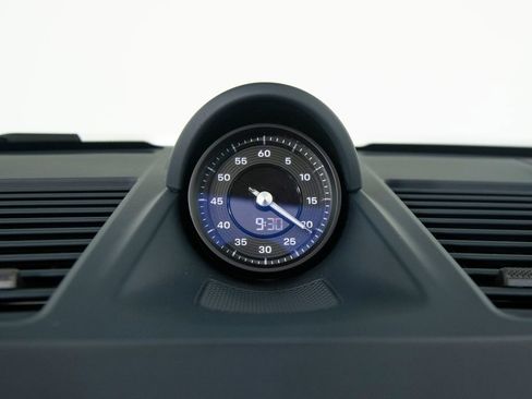 Certified 2025 Porsche 911 Carrera GTS image 36