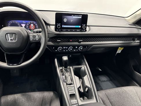 Certified 2025 Honda Accord SE image 22