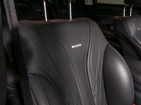 Used 2020 Mercedes-Benz S 63 AMG 4MATIC Sedan image 34