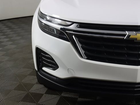 Used 2024 Chevrolet Equinox LS w/ Driver Confidence II Package image 10