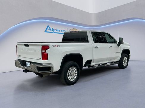 Used 2022 Chevrolet Silverado 2500 LTZ w/ Safety Package AWD/4WD image 5
