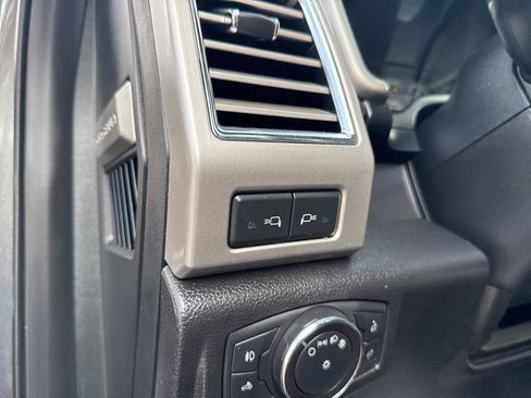 Used 2017 Ford F350 Lariat w/ Lariat Ultimate Package image 14