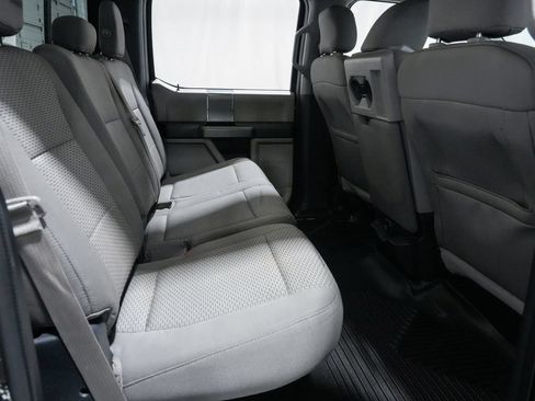 Used 2015 Ford F150 XLT w/ Equipment Group 302A Luxury AWD/4WD image 29