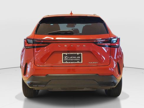 Used 2025 Lexus NX 250 FWD w/ Accessory Package (Z1) image 6