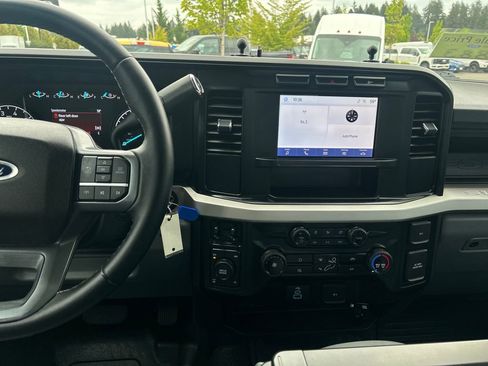 Used 2024 Ford F350 XL AWD/4WD image 23