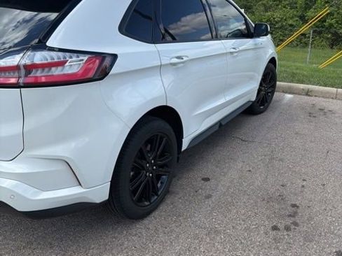 Used 2022 Ford Edge ST-Line w/ Class II Trailer Tow Package AWD/4WD image 5