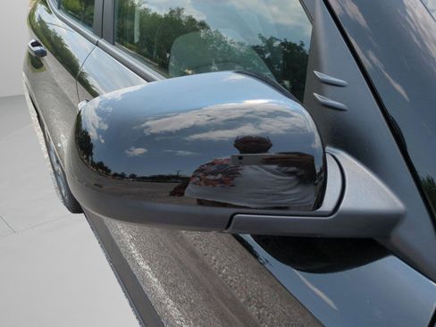 New 2025 Hyundai Venue SEL image 30