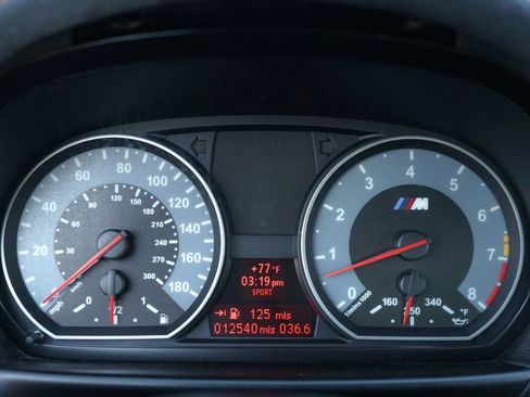 Used 2011 BMW 1 Series M image 21