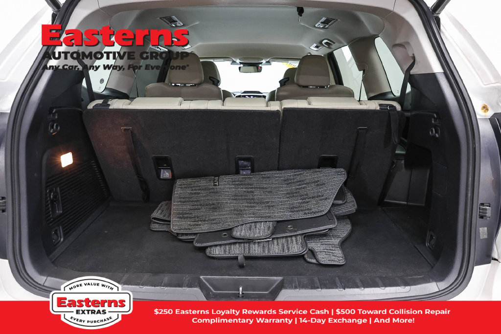 Used 2023 Subaru Ascent Limited AWD/4WD image 10
