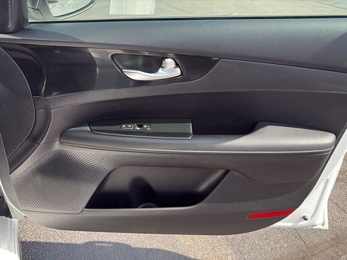 Used 2024 Kia Forte GT-Line FWD image 22